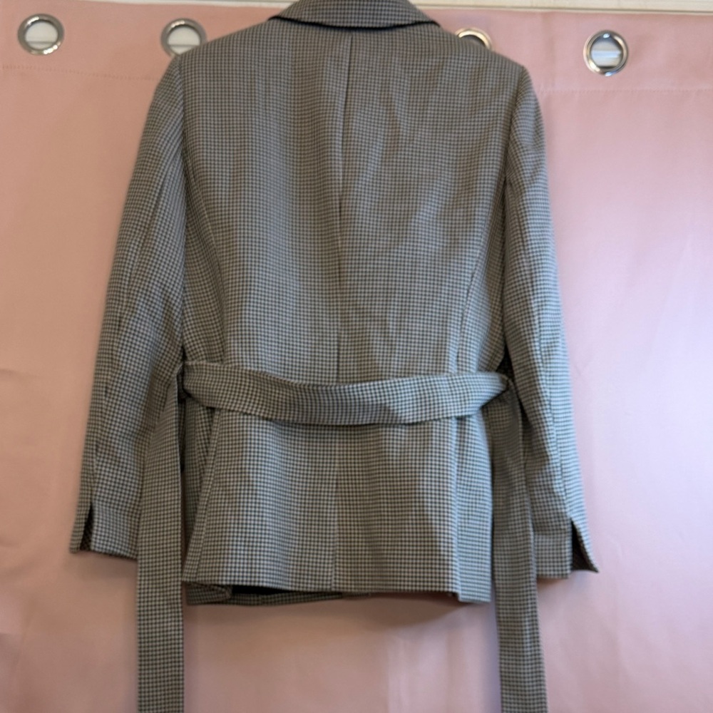 Vintage Fitted Tailored Blazer | Office to Night - Picture 6 of 11